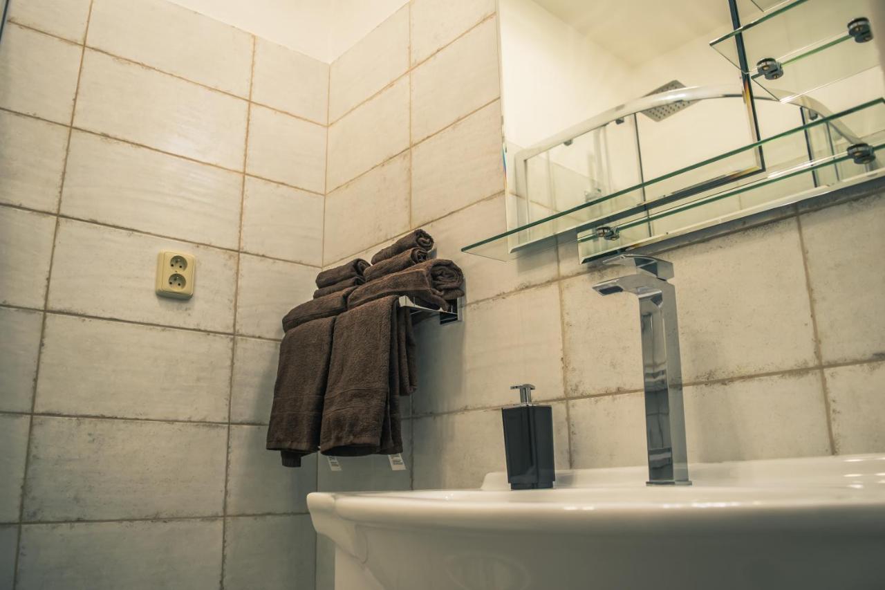 Apartman Jnj Velkomoravska Olomouc Exterior foto